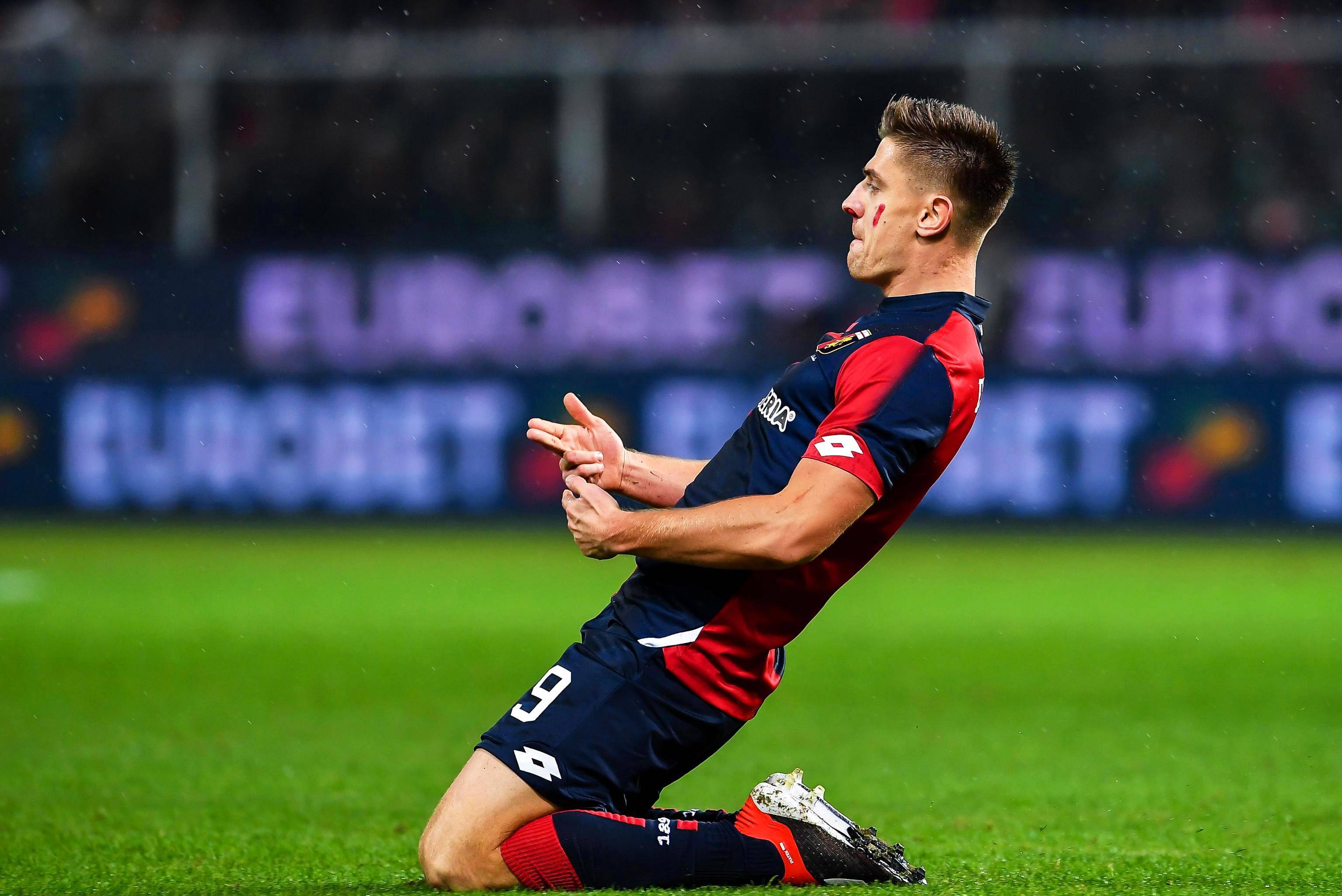 德州扑克-海军飞行员11人牺牲过程