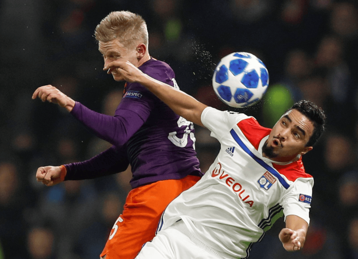 德州扑克-包含摩纳哥遭遇连败，降至法甲倒数第二的词条